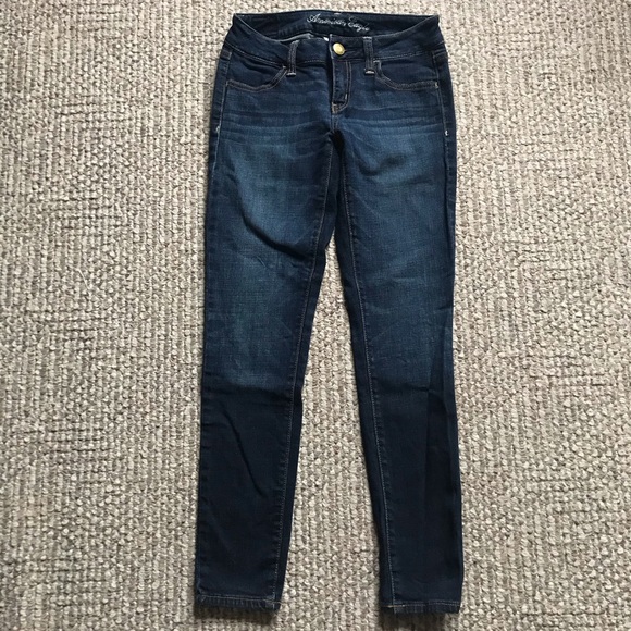 American Eagle Low Rise Jean Jeggings Dark 0 Short